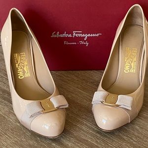 Salvatore Ferragamo Leather Carla Vara Bow Pumps